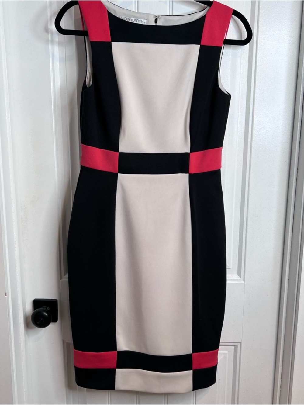 Maggy London Black, Cream &‎ Pink Color-block Shift Dress. Size 6.